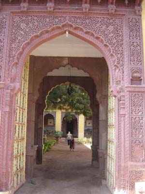 haveli door.JPG